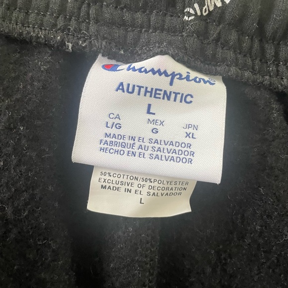 Champion Men’s Sweatpants Shorts Large - Picture 3 of 3